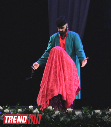 100-летие Лютфали Абдуллаева на родной сцене Музкомедии - красочный вечер Великого Актера (ФОТО)