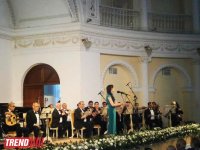 В Баку прошел вечер, посвященный 90-летию со дня рождения Шафиги Ахундовой (ФОТО)