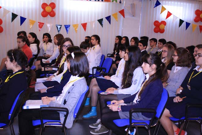 Состоялся бакинский этап  VI республиканской Олимпиады по русскому языку и литературе (ФОТО)