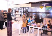В Баку открылся традиционный благотворительный Пасхальный базар (ФОТО)