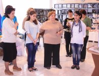 Архиепископ Бакинский и Азербайджанский и исполнительный директор ВАК посетили Пасхальный базар (ФОТО)