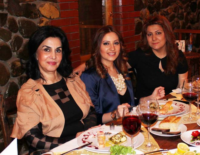 Аян Бабакишиева начинает реализацию проектов с известными деятелями культуры (ФОТО)