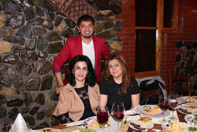 Аян Бабакишиева начинает реализацию проектов с известными деятелями культуры (ФОТО)