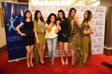 В столице Азербайджана состоялся "Бакинский фестиваль моды" (ФОТО)