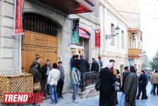 В Баку открылась выставка Бутуная Хагвердиева "Crossing" - реальный и ирреальный миры (ФОТО)