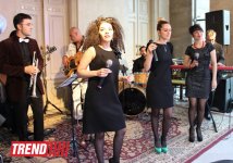 В Баку состоялась церемония вручения премии "Milli irs" и презентация книг -  "Гобустан – книга тысячелетий " и "Сказки древней крепости" (ФОТО)