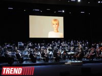 Валерия отметила день рождения в Баку грандиозным сольным концертом (ФОТО)