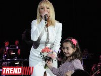 Валерия отметила день рождения в Баку грандиозным сольным концертом (ФОТО)