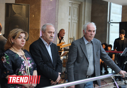 В Баку состоялась церемония вручения премии "Milli irs" и презентация книг -  "Гобустан – книга тысячелетий " и "Сказки древней крепости" (ФОТО)