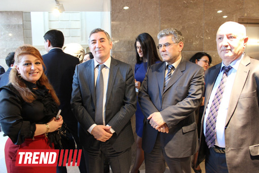 В Баку состоялась церемония вручения премии "Milli irs" и презентация книг -  "Гобустан – книга тысячелетий " и "Сказки древней крепости" (ФОТО)