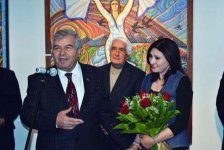 В Баку открылась выставка Сураи Муганлы - человеческие эмоции при помощи абстрактной деформации(ФОТО)