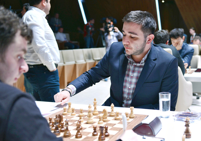 Первый ход племянницы Вугара Гашимова - фоторепортаж с "Shamkir Chess 2014"