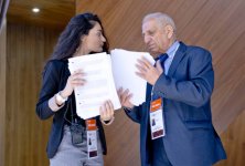 Противостояние азербайджанских гроссмейстеров - фоторепортаж с "Shamkir Chess 2014" (ФОТО)