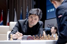 Противостояние азербайджанских гроссмейстеров - фоторепортаж с "Shamkir Chess 2014" (ФОТО)