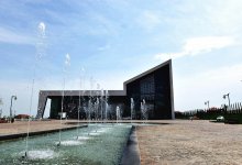 Первый ход племянницы Вугара Гашимова - фоторепортаж с "Shamkir Chess 2014"