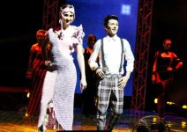 Коллекция вязанных платьев ручной работы Гюльнары Халиловой "Волшебные петли" на сцене "Univision" (ФОТО)