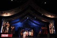 "Сон в летнюю ночь" - красочное средневековое представление в Баку (ФОТО)