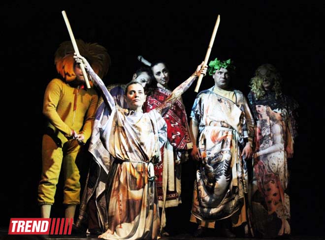 "Сон в летнюю ночь" - красочное средневековое представление в Баку (ФОТО)