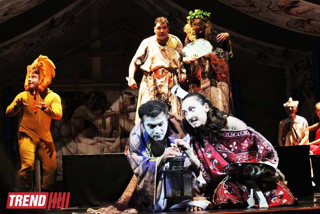 "Сон в летнюю ночь" - красочное средневековое представление в Баку (ФОТО)