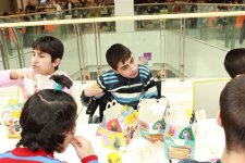 В Баку прошла выставка детей с физическими ограничениями  "Беспредельные мечты" (ФОТО)