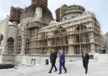 Президент Азербайджана ознакомился с ходом строительных работ в новом комплексе мечети в Баку (ФОТО)