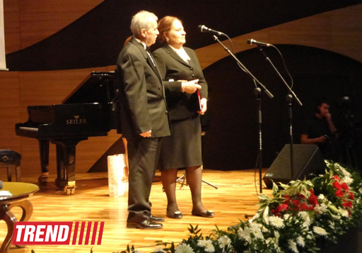 В Международном центре мугама отметили юбилей кинорежиссера Тофига Исмайлова (ФОТО)