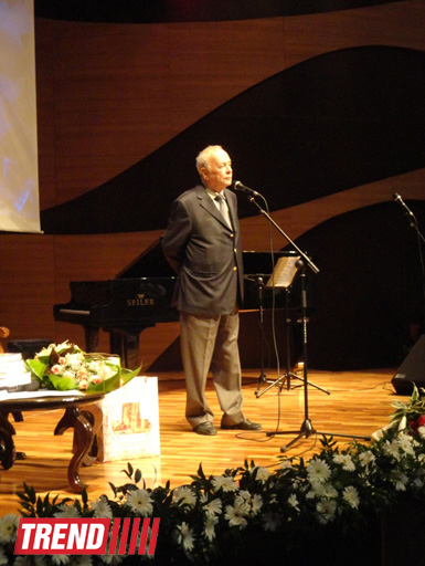 В Международном центре мугама отметили юбилей кинорежиссера Тофига Исмайлова (ФОТО)