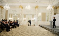Президент Ильхам Алиев: Сегодня Азербайджан является страной со своей собственной позицией, которая основана на справедливости и международном праве (версия 3) (ФОТО)
