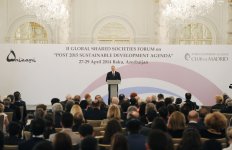 Президент Ильхам Алиев: Сегодня Азербайджан является страной со своей собственной позицией, которая основана на справедливости и международном праве (версия 3) (ФОТО)