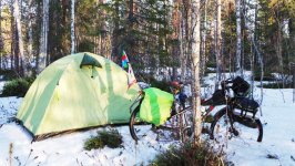 Флаг Азербайджана и вымпел Trend - на Полярном круге (ФОТО)