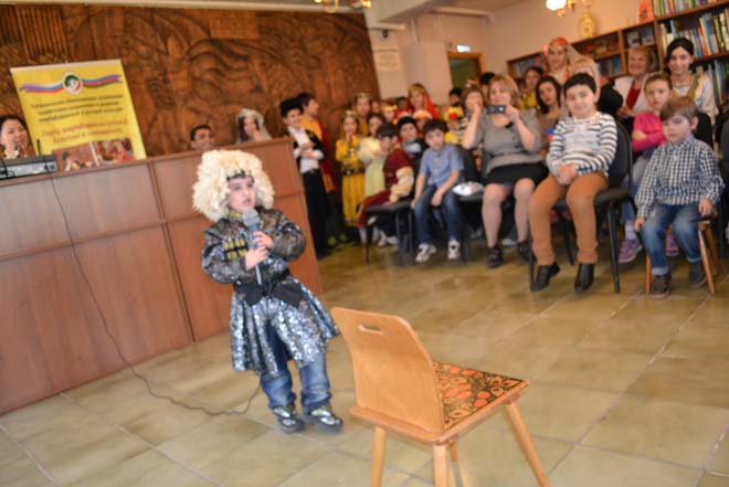 Для школьников Москвы проведена культурная акция "Азербайджанская Библионочь" (ФОТО)