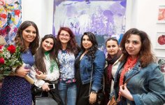 Выставка "Violet" Мехрибан Шамсадинской: открытость к экспериментам и неожиданным решениям (ФОТО)