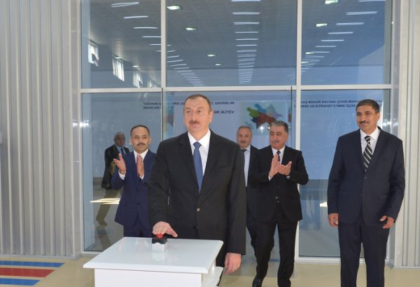 Президент Ильхам Алиев принял участие в открытии Агдашского завода по
переработке фруктов (ФОТО)
