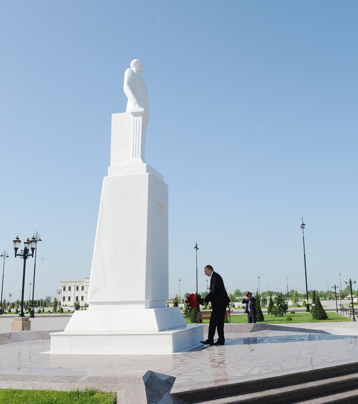 Президент Азербайджана прибыл в Агдашский район (ФОТО)