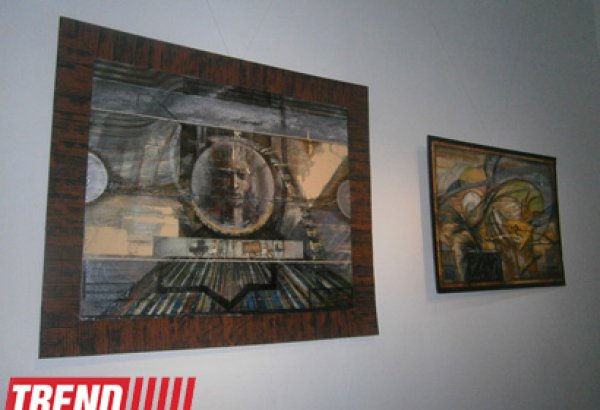 В Баку открылась выставка Анатолия Бузаева "Конфликт/Перестройка" (ФОТО)