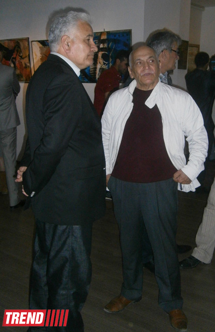 В Баку открылась выставка Анатолия Бузаева "Конфликт/Перестройка" (ФОТО)