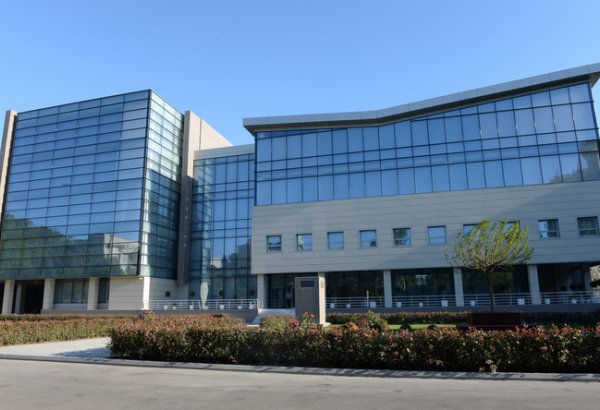 Центральная библиотека АН Азербайджана стала и Домом ученых