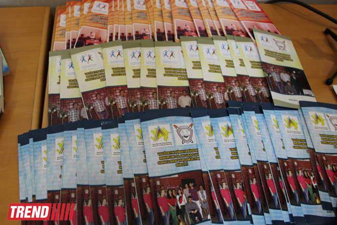 В Баку состоялась церемония награждения дипломов "Qayğı", приуроченная к Международному дню борьбы за права инвалидов (ФОТО)