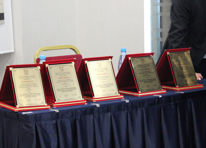 В Баку состоялась церемония награждения дипломов "Qayğı", приуроченная к Международному дню борьбы за права инвалидов (ФОТО)