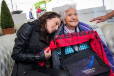 Диляра Кязимова встретилась с самой пожилой поклонницей "Евровидения" (ФОТО)