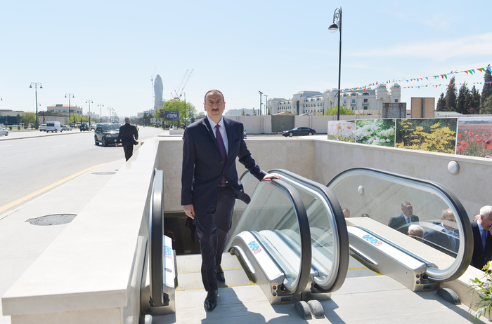 Президент Ильхам Алиев принял участие в открытии нового автотоннеля и подземного пешеходного перехода в Баку (ФОТО)