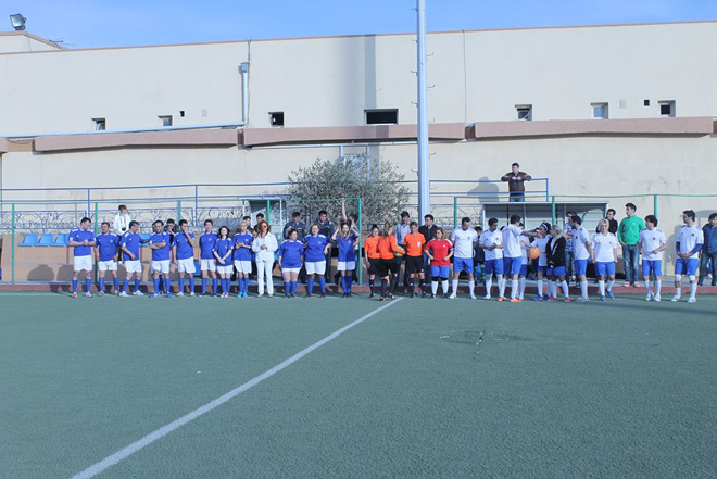 В Баку прошел интересный футбольный матч между телеведущими и исполнителями, который завершился с хоккейным счетом (ФОТО)