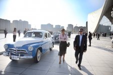 В Баку состоялся пробег классических автомобилей, посвященный 91-й годовщине со дня рождения общенационального лидера Гейдара Алиева (ФОТО)