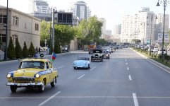 В Баку состоялся пробег классических автомобилей, посвященный 91-й годовщине со дня рождения общенационального лидера Гейдара Алиева (ФОТО)