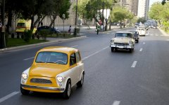 В Баку состоялся пробег классических автомобилей, посвященный 91-й годовщине со дня рождения общенационального лидера Гейдара Алиева (ФОТО)