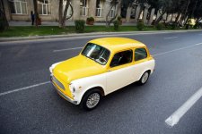 В Баку состоялся пробег классических автомобилей, посвященный 91-й годовщине со дня рождения общенационального лидера Гейдара Алиева (ФОТО)