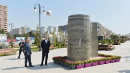 Президент Азербайджана и его супруга приняли участие в Празднике цветов (ФОТО)