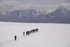 Члены Объединения фотографов Азербайджана совершили восхождение на пик имени Гейдара Алиева (ФОТО)