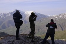 Члены Объединения фотографов Азербайджана совершили восхождение на пик имени Гейдара Алиева (ФОТО)