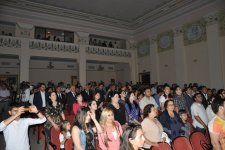 В Мингячевире прошел концерт Розы Зяргярли "Mənimlə mənsiz" (ФОТО)